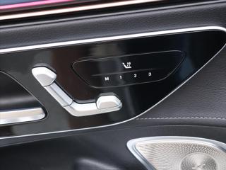 Mercedes-Benz EQE 300 180kW ZÁRUKA sedan - Foto 17
