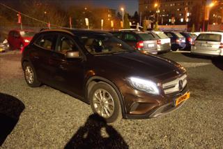 Mercedes-Benz GLA 200d,SERVIS.KN.,4MATIC. SUV