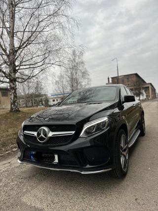 Mercedes-Benz GLE 350 AMG panorama rok 2018 sedan