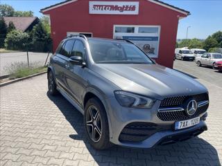Mercedes-Benz GLE 300D AMG LINE 180 kW 1.MAJITEL DPH 4x4 KRÁSNÉ SUV