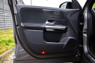 Mercedes-Benz GLA 2021, 1332 ccm, 160 kW, hybridní - benzin SUV - Foto 5