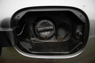 Mercedes-Benz GLA 2021, 1332 ccm, 160 kW, hybridní - benzin SUV - Foto 12