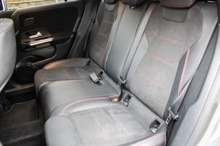 Mercedes-Benz GLA 2021, 1332 ccm, 160 kW, hybridní - benzin SUV - Foto 6