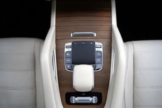 Mercedes-Benz GLS 350d 4Matic /21"/360/7míst/ČR SUV - Foto 37