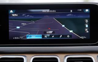 Mercedes-Benz GLS 350d 4Matic /21"/360/7míst/ČR SUV - Foto 40