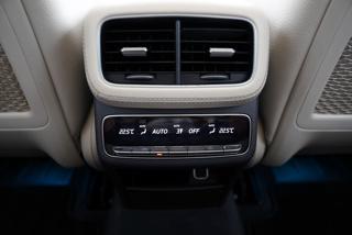 Mercedes-Benz GLS 350d 4Matic /21"/360/7míst/ČR SUV - Foto 36