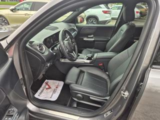 Mercedes-Benz GLB 200D 4MATIC, záruka 7/2027 nebo 2 SUV - Foto 11
