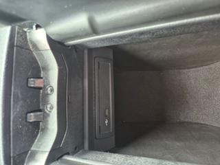 Mercedes-Benz GLB 200D 4MATIC, záruka 7/2027 nebo 2 SUV - Foto 37
