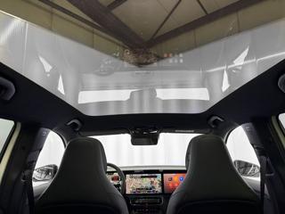 Mercedes-Benz GLB 8G-eDCT 4MATIC AMG, PANORAMA, EL. TAŽNÉ, ASSIST SUV - Foto 29