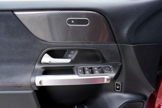 Mercedes-Benz GLB 200d 4Matic/AMG/AT/150 PS/Led SUV - Foto 18
