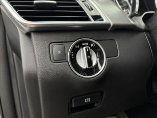 Mercedes-Benz GLE 3,0 AMG 4X4 LED DPH PANO TAŽNÉ SUV - Foto 8