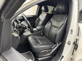 Mercedes-Benz GLE 3,0 AMG 4X4 LED DPH PANO TAŽNÉ SUV - Foto 35