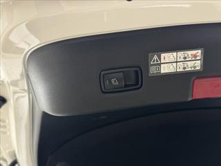 Mercedes-Benz GLE 3,0 AMG 4X4 LED DPH PANO TAŽNÉ SUV - Foto 43