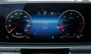 Mercedes-Benz GLE GLE 450d 4Matic/AMG/21"/ČR SUV - Foto 34