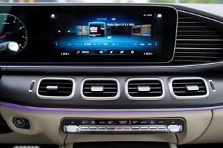 Mercedes-Benz GLS GLS 580 4Matic/AMG/21"/HUD/ČR SUV - Foto 40