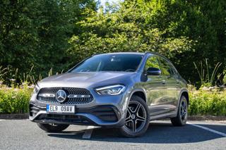 Mercedes-Benz GLA 2021, 1332 ccm, 160 kW, hybridní - benzin SUV