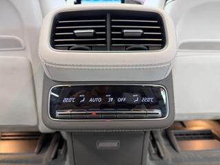 Mercedes-Benz GLS 600 4M MANUFACTUR, AIRMATIC, MASÁŽE, BURMESTER SUV - Foto 28