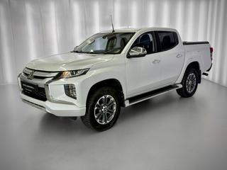 Mitsubishi L200 2.2D-iD A/T INTENSE 4WD DOUBLECAB, NAVI, TAŽNÉ pick up