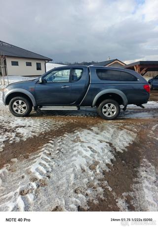 Mitsubishi L200 2,5 SUV