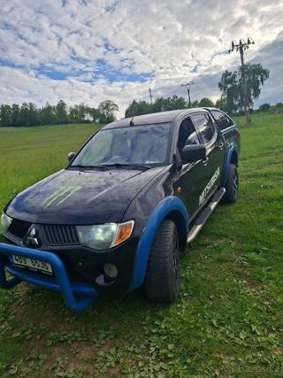 Mitsubishi L200 2007, benzin SUV