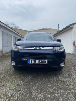 Mitsubishi Outlander 2,2   Di-D, 4x4,2014, 7 míst SUV kombi