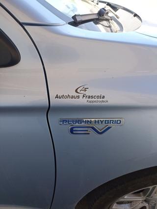 Mitsubishi Outlander 2,0 PHEV 4×4 – plug-in hybrid kombi - Foto 8