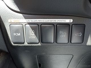Mitsubishi Outlander 2,0 PHEV 4×4 – plug-in hybrid kombi - Foto 11