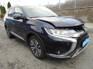 Mitsubishi Outlander 2,0i 110kW 4x4 automat  7míst SUV