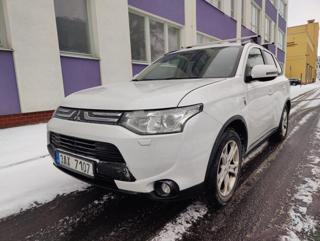 Mitsubishi Outlander 2,2 Di-D 4WD /7-mist/DPH/ SUV