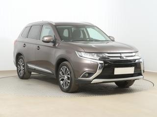 Mitsubishi Outlander 2.2 DI-D 110kW SUV