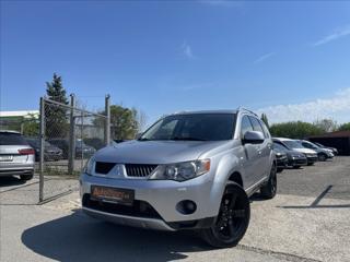 Mitsubishi Outlander 2,0 DI-D 4X4  7 MÍST,KŮŽE,NAVI,ALU SUV