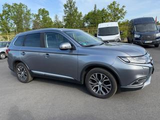 Mitsubishi Outlander 2.2 DI-D 4x4 automat SUV