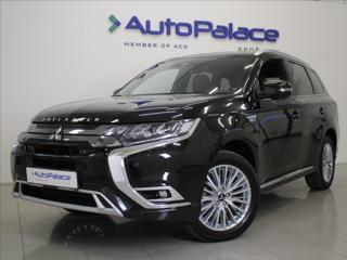 Mitsubishi Outlander 2,4 PHEV 4X4 Instyle 1.maj.ČR SUV