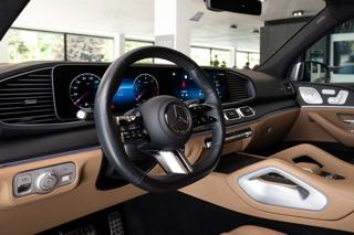 Mercedes-Benz Ostatní d 4MATIC E-active body control/AMG/Premium Plus SUV - Foto 5