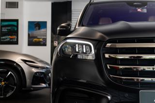 Mercedes-Benz Ostatní d 4MATIC E-active body control/AMG/Premium Plus SUV - Foto 23