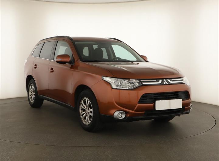 Mitsubishi Outlander - ilustrační obrázek
