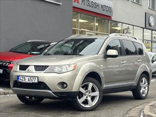 Mitsubishi Outlander 2,0 DI-D  Intense plus 4WD SUV