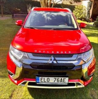 Mitsubishi Outlander PHEV SUV