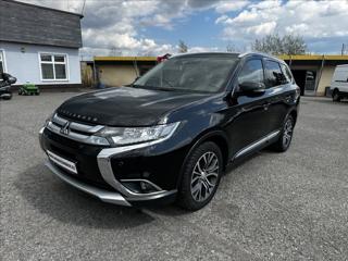 Mitsubishi Outlander 2,3 DI-D 4X4-7MÍST-PLNÁ VÝBAVA SUV
