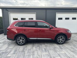 Mitsubishi Outlander 2,2 DI-D 150PS Intense+ -7 4x4 A/T SUV - Foto 4