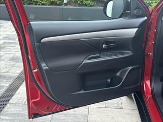Mitsubishi Outlander 2,2 DI-D 150PS Intense+ -7 4x4 A/T SUV - Foto 12