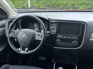 Mitsubishi Outlander 2,2 DI-D 150PS Intense+ -7 4x4 A/T SUV - Foto 24