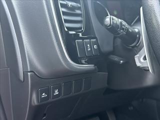 Mitsubishi Outlander 2,2 DI-D 150PS Intense+ -7 4x4 A/T SUV - Foto 31