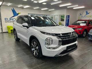 Mitsubishi Outlander 2.4 PHEV Instyle | 8 let | Nov SUV - Foto 2