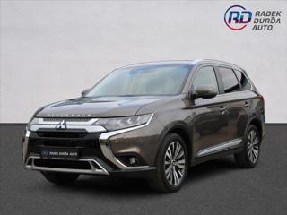 Mitsubishi Outlander 2,0 i  A/T,4x4,7.MÍST,INSTYLE+ SUV