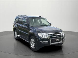Mitsubishi Pajero 3,2 DI-D ČR SERVIS NT SUV