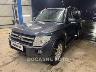 Mitsubishi Pajero 3.2 DI-D SUV