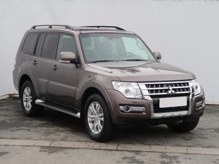 Mitsubishi Pajero 3.2 DI-D 140kW terénní