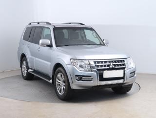 Mitsubishi Pajero 3.2 DI-D 140kW terénní