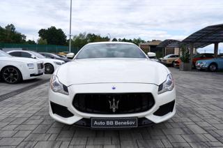 Maserati Quattroporte S Q4 3.0i V6/410 PS/automat/B&W sedan